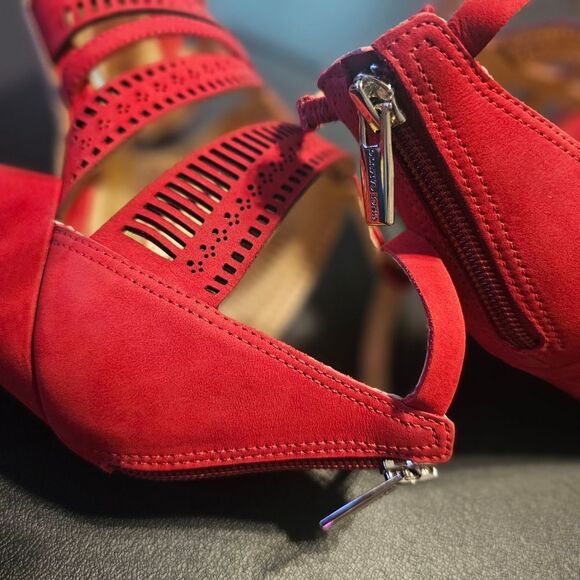 Vince Camuto Red Rose Strappy Suede Block Heels - Picture 8 of 9